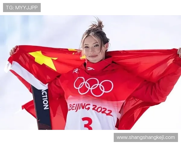 谷爱凌无缘卫冕 获银牌获母亲巴赫点赞